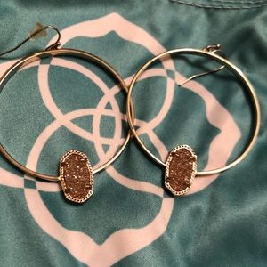 Kendra Scott Jewelry - Gorgeous Elora Hoops ✨ Kendra Scott Jewelry - Gorgeous Elora Hoops ✨